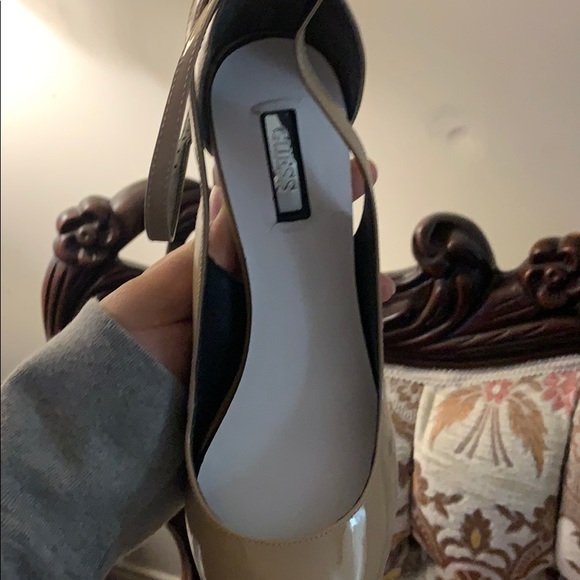 Designer Guess pumps, never been worn.